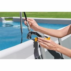 Auvent Pour Piscine Tubulaire Bestway Largeur 2,10 à 3,40 M 11 Auvent Pour Piscine Tubulaire Bestway Largeur 2,10 à 3,40 M -piscine Soldes auvent ovale bestway ambiance 4